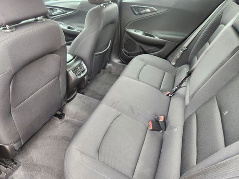 Used 2024 Chevrolet Malibu LT image 19