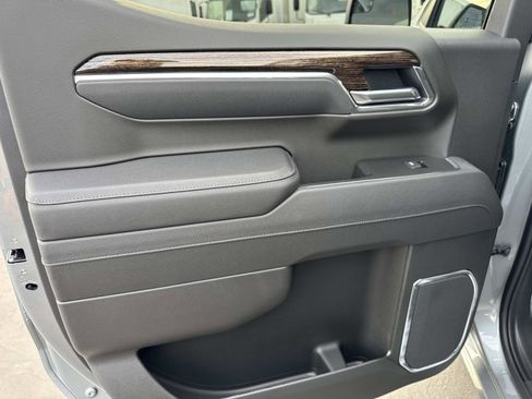 New 2026 GMC Sierra 1500 Elevation image 24