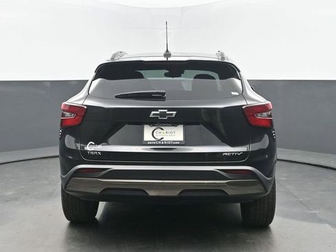 Used 2024 Chevrolet Trax ACTIV FWD image 5