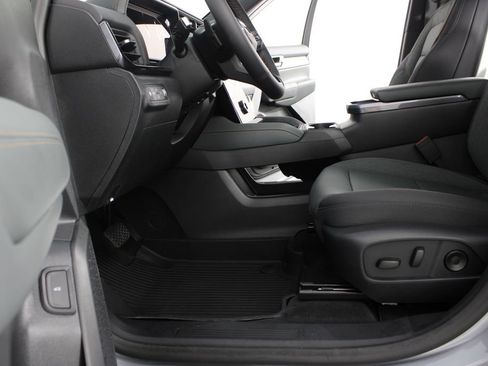 New 2027 GMC Terrain AT4 w/ Convenience Package III AWD/4WD image 16