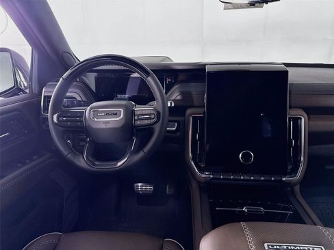 New 2026 GMC Yukon Denali Ultimate w/ LPO, Floor Liner Package AWD/4WD image 2