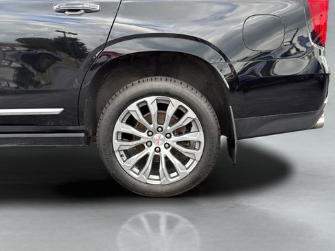 Used 2023 GMC Yukon Denali AWD/4WD image 33