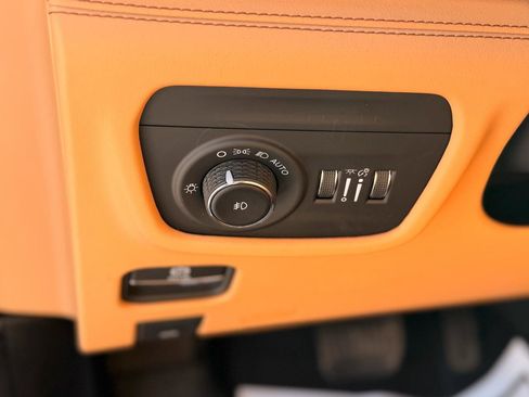 Used 2025 Jeep Grand Cherokee Summit image 12