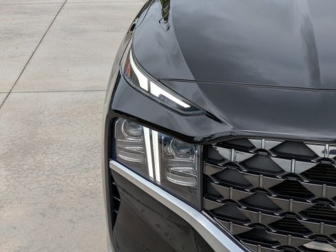 Used 2023 Hyundai Santa Fe Calligraphy image 7