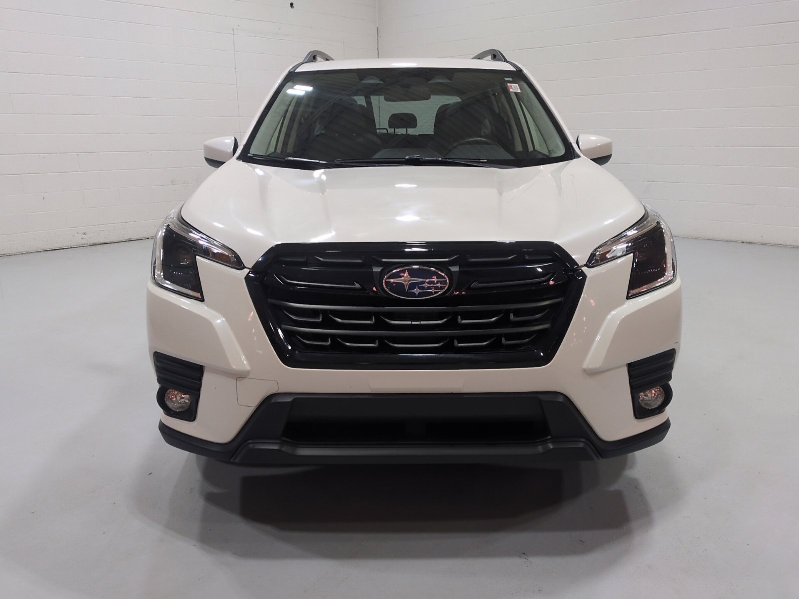 Used 2023 Subaru Forester Premium AWD/4WD image 8