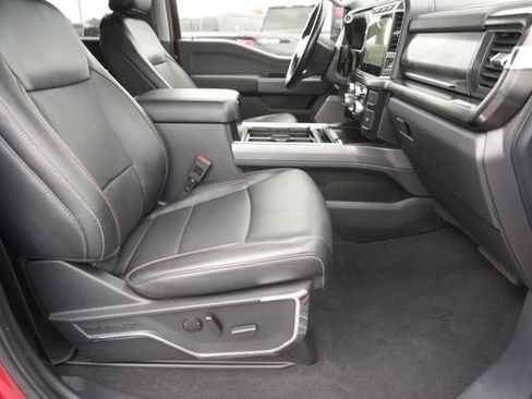 Used 2023 Ford F350 Lariat image 18