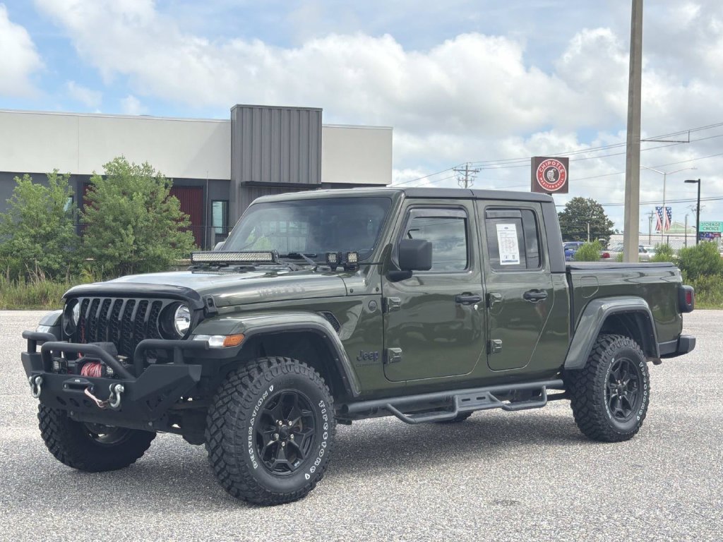 Used 2022 Jeep Gladiator Sport AWD/4WD image 8