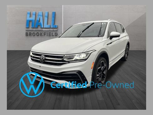 Certified 2024 Volkswagen Tiguan SEL R-Line AWD/4WD image 1