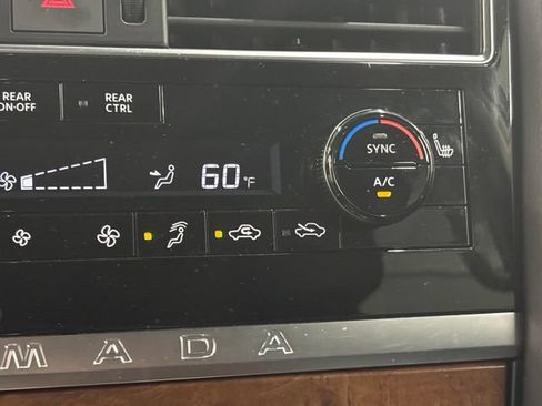 Used 2023 Nissan Armada SL w/ Captain's Chairs Package RWD image 37