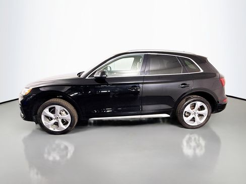 Used 2021 Audi Q5 Prestige w/ Prestige Package image 6