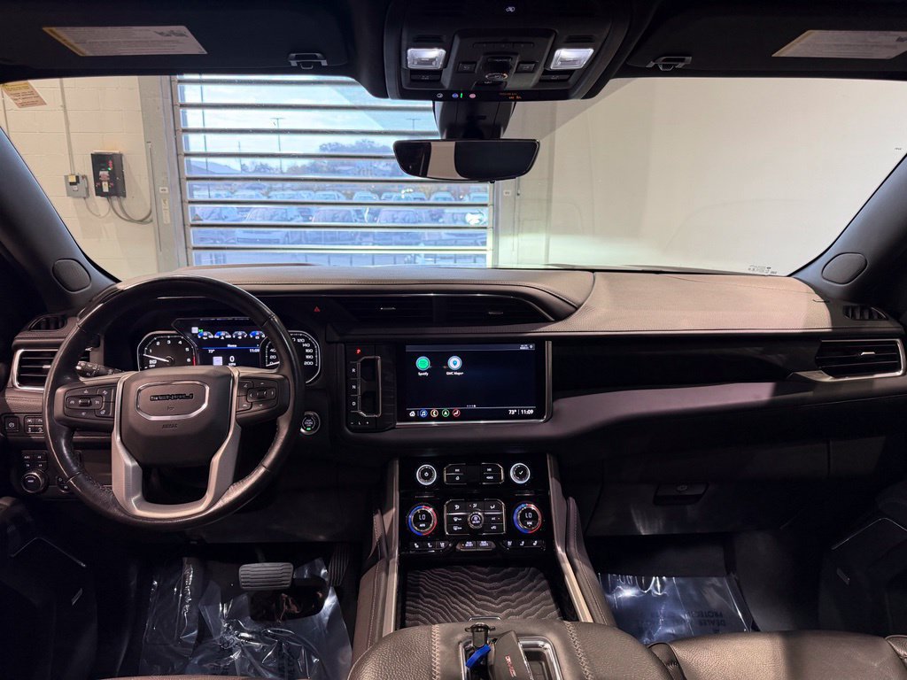 Used 2021 GMC Yukon Denali w/ Denali Premium Package AWD/4WD image 38