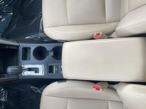 Used 2016 Subaru Outback 2.5i Limited image 25