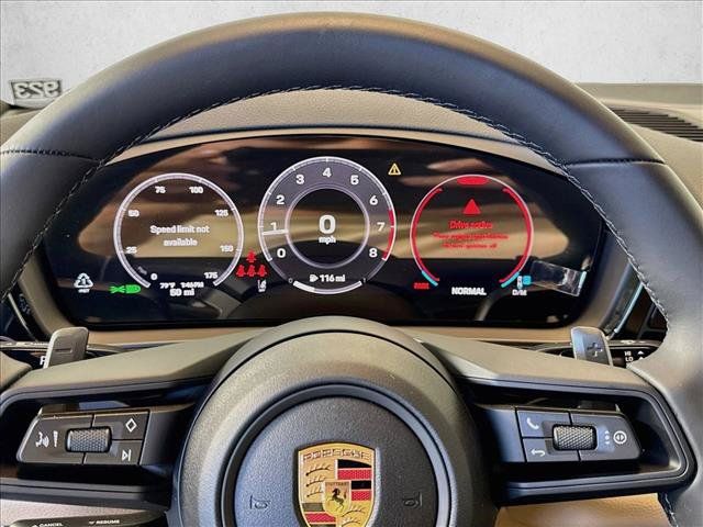 Used 2026 Porsche Cayenne AWD/4WD image 14