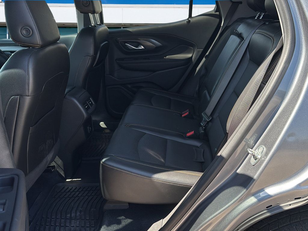 Used 2021 GMC Terrain SLT w/ Infotainment Package II FWD image 11