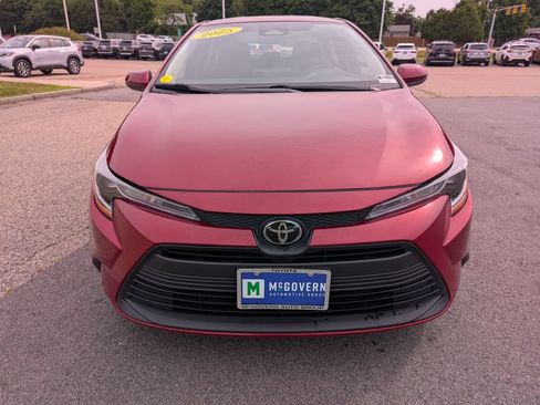 Used 2025 Toyota Corolla LE FWD image 9