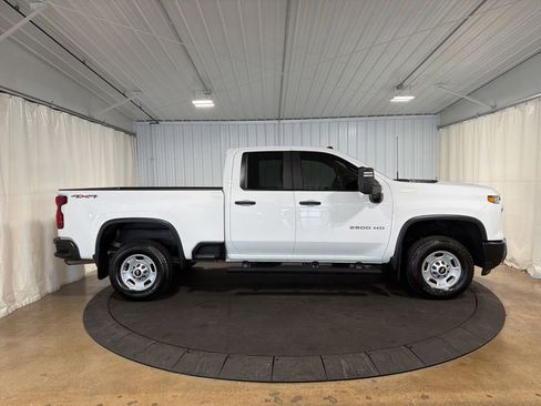 Certified 2024 Chevrolet Silverado 2500 W/T w/ WT Convenience Package AWD/4WD image 10