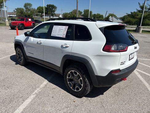 Used 2022 Jeep Cherokee Trailhawk w/ Comfort/Convenience Group AWD/4WD image 20