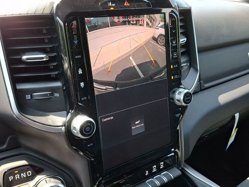 New 2026 RAM 1500 Big Horn AWD/4WD image 12