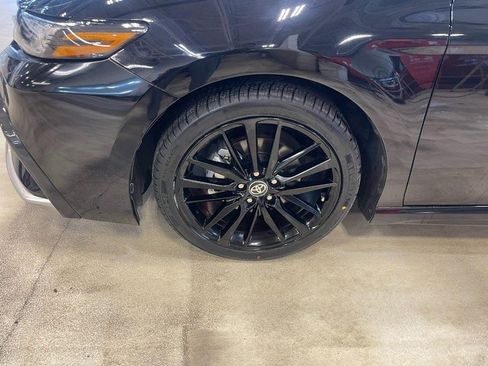 Used 2023 Toyota Camry XSE image 6