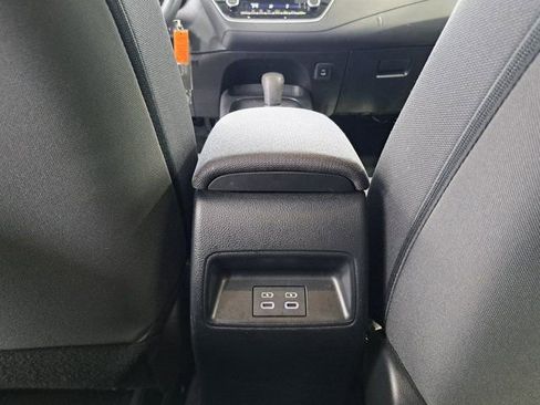 Used 2023 Toyota Corolla LE FWD image 23