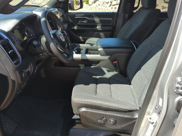 Used 2025 RAM 1500 Big Horn AWD/4WD image 16