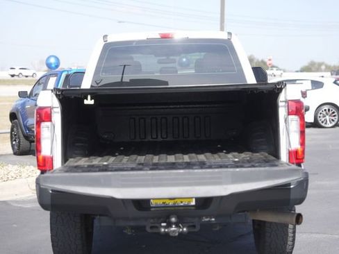 Used 2018 Ford F250 XL w/ Power Equipment Group image 30