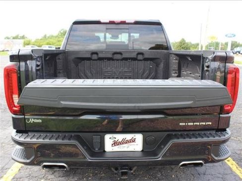 Used 2023 GMC Sierra 1500 Denali Ultimate image 41