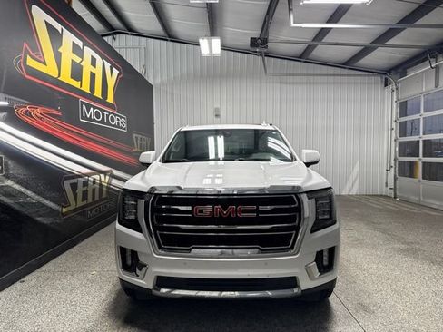 Used 2022 GMC Yukon XL SLT AWD/4WD image 19