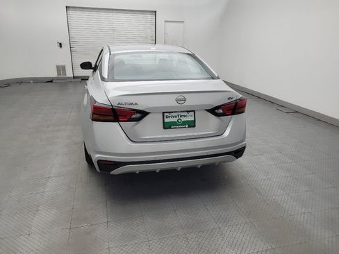 Used 2024 Nissan Altima 2.5 SV FWD image 6