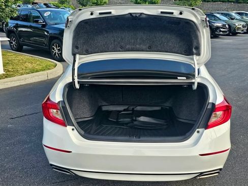 Used 2019 Honda Accord Sport image 10
