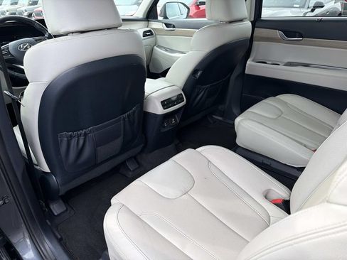 Used 2021 Hyundai Palisade SEL w/ Premium Package AWD/4WD image 15