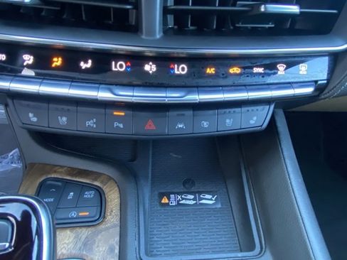 Used 2025 Cadillac CT5 Premium Luxury image 21