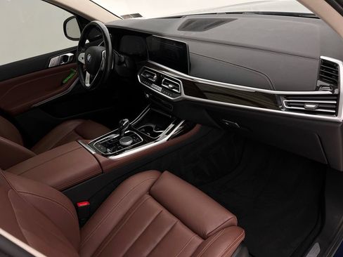 Used 2020 BMW X7 xDrive40i w/ Premium Package AWD/4WD image 13