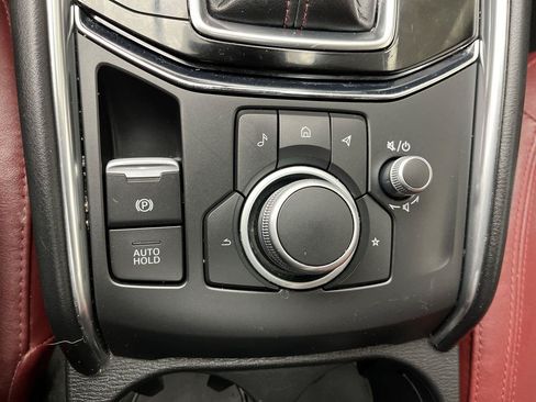 Certified 2024 MAZDA CX-5 Carbon Edition AWD/4WD image 17