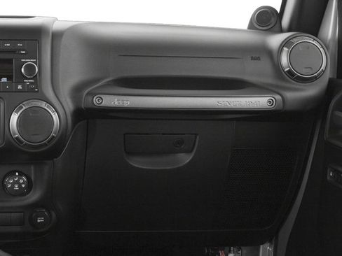 Certified 2016 Jeep Wrangler Unlimited Sport w/ Quick Order Package 24S AWD/4WD image 17
