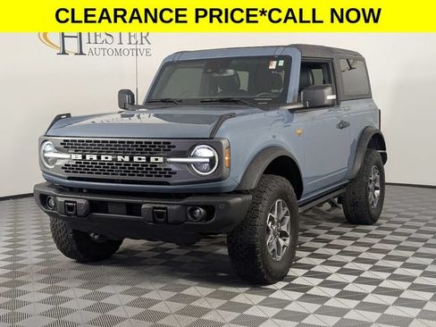 Used 2023 Ford Bronco Badlands AWD/4WD image 4