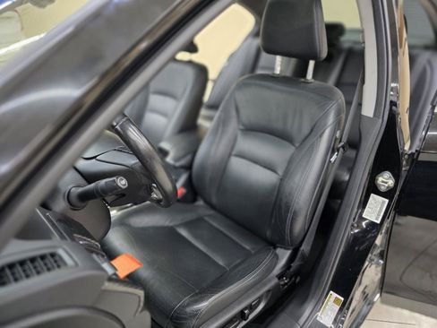 Used 2017 Honda Accord EX-L image 13