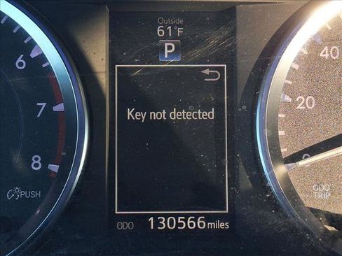 Used 2014 Toyota Highlander XLE image 11