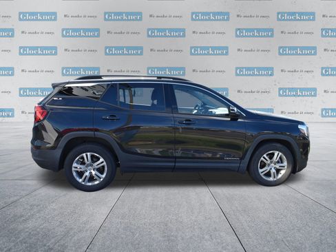 Used 2019 GMC Terrain SLE w/ Driver Convenience Package FWD image 4