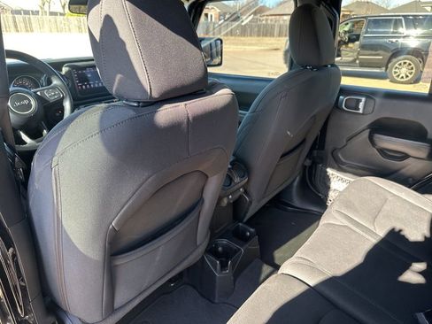 Used 2020 Jeep Wrangler Unlimited Sport image 30