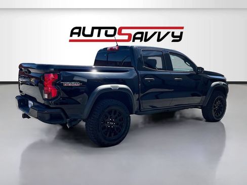 Used 2025 Chevrolet Colorado Trail Boss AWD/4WD image 7