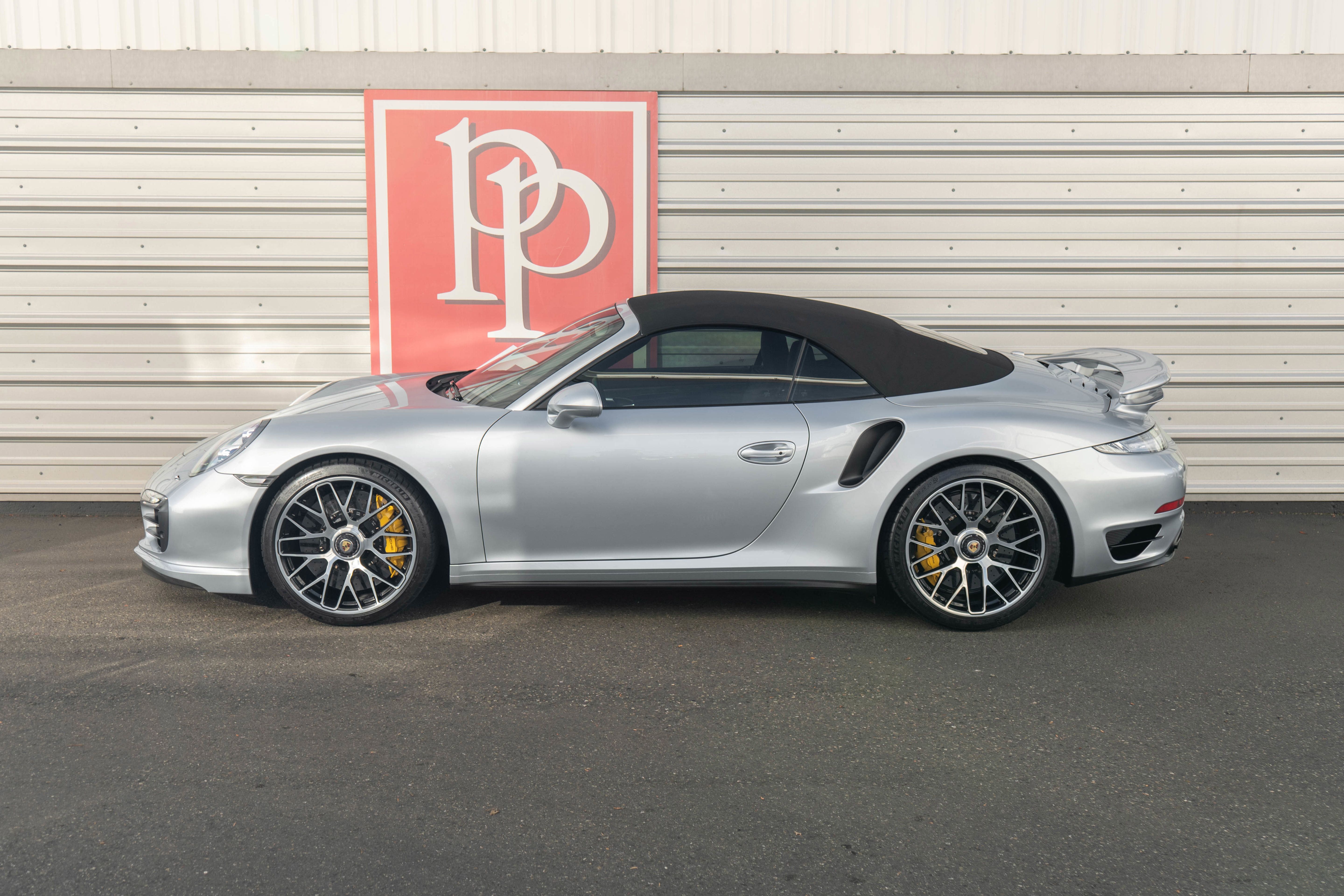 Used 2014 Porsche 911 Turbo S AWD/4WD image 30