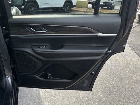 New 2025 Jeep Grand Cherokee L Limited image 20