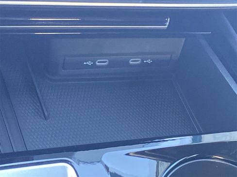 New 2026 Volkswagen Atlas Peak Edition image 25