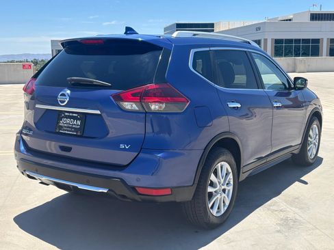 Used 2019 Nissan Rogue SV FWD image 6