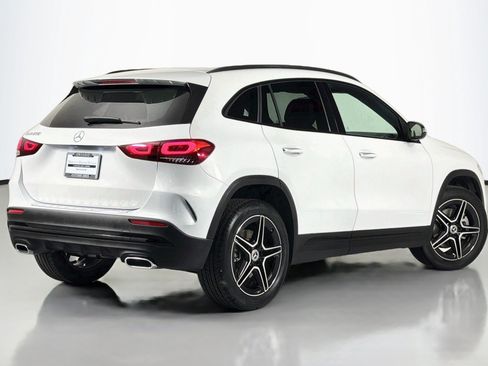 Used 2022 Mercedes-Benz GLA 250 image 12
