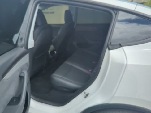 Used 2026 Tesla Model Y Long Range AWD/4WD image 10