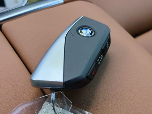New 2026 BMW X5 xDrive40i w/ Premium Package AWD/4WD image 29
