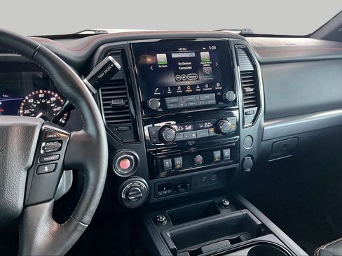 Used 2024 Nissan Titan PRO-4X w/ Pro-4x Convenience Package AWD/4WD image 7