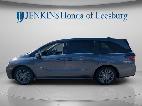 New 2026 Honda Odyssey Touring image 6